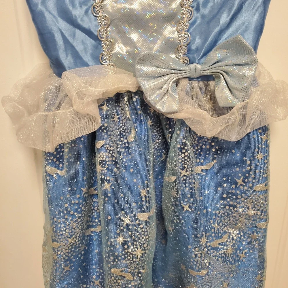 Disney Cinderella Girl Costume Dress Blue Silver Sparkly Princess 4 6X Halloween